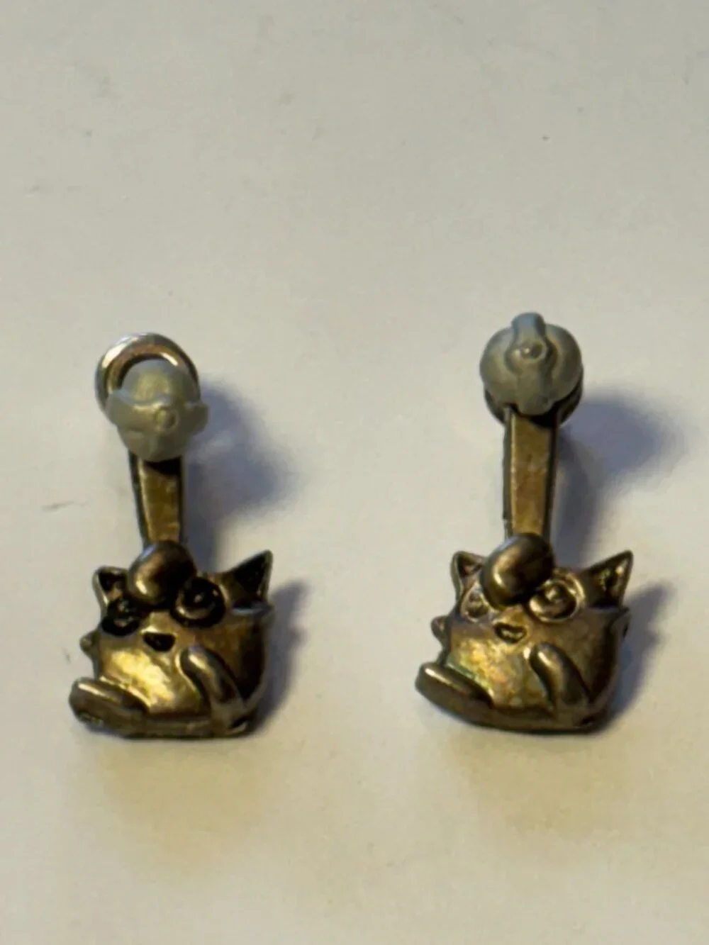 Vintage Nintendo Silver Tone Metal Pokéball Drop Pokémon Jigglypuff Earrings